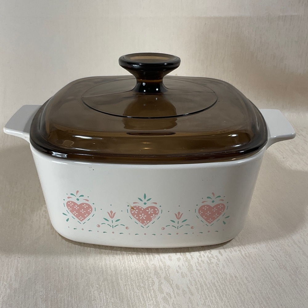 Forever Yours Corning Ware 1.5 Liter Casserole Dish with Cover
